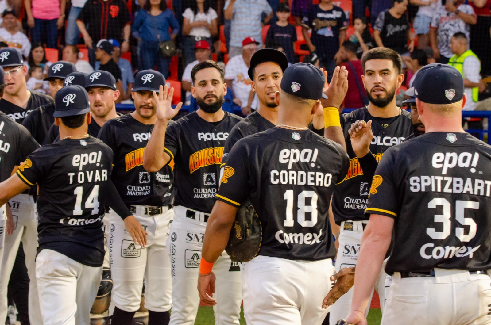 LOS RIELEROS SE LLEVAN EL PRIMERO DE LA DOBLE CARTELERA, EN JUEGO BONITO DE PITCHEO
