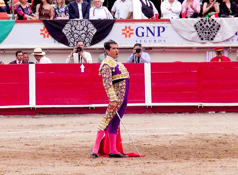 EL REINADO DE ADAME, LA SUCESIÓN