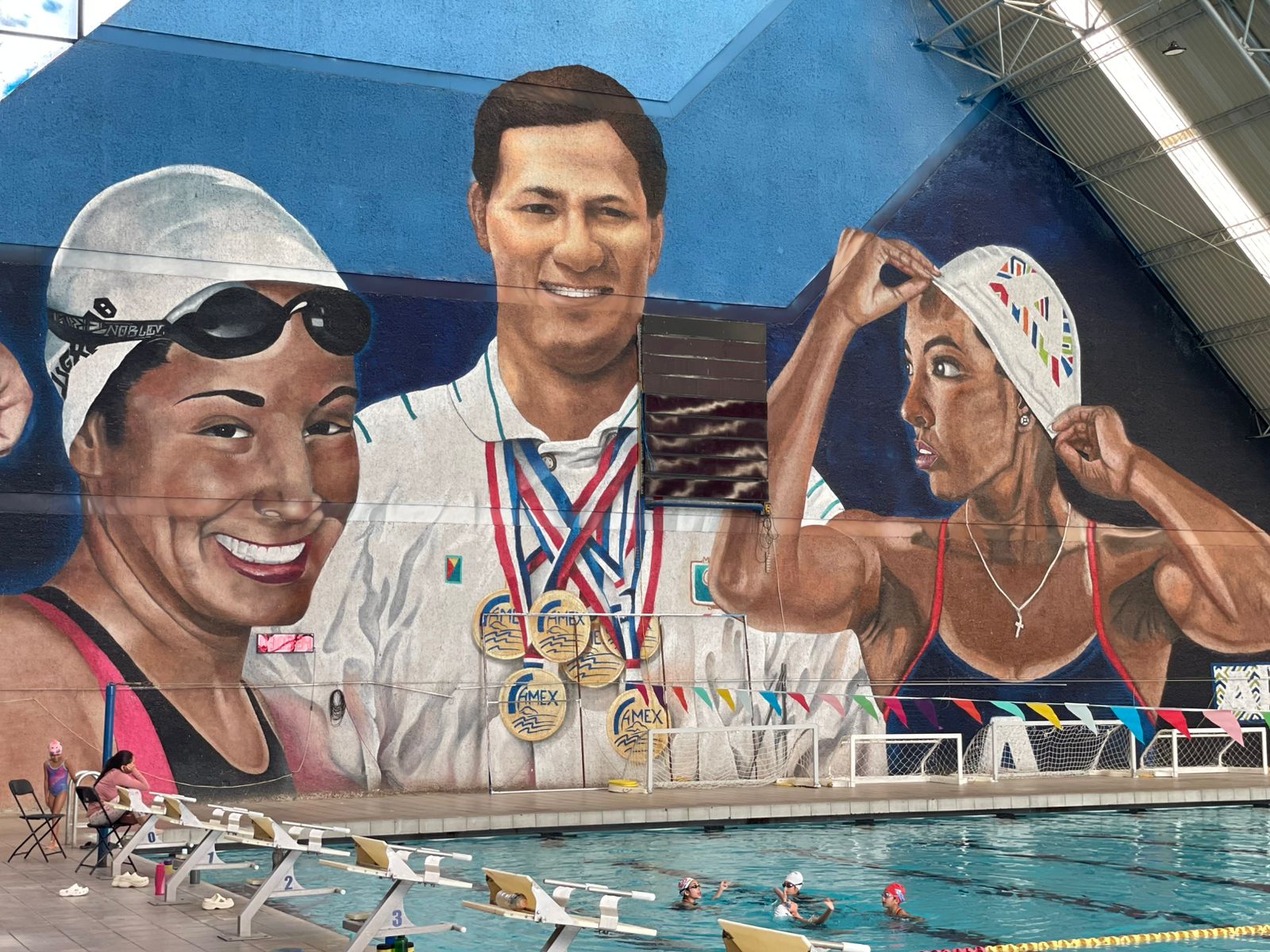 🏊♂️ Conoce a las leyendas que hoy viven en los muros de la Alberca Olímpica de Aguascalientes. 🏆